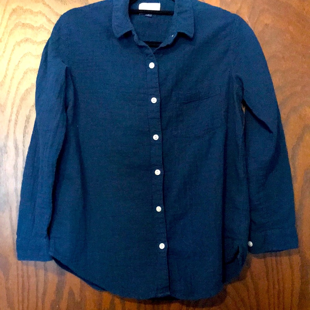Universal Thread Women’s Cotton Button Down Shirt - Size Small